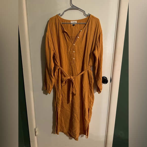 Target Universal Threads Midi Dress Size L Muslin Mustard Yellow - Picture 1 of 1